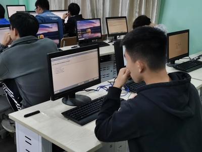 新華三杯2021年全國大學生數字技術大賽預賽圓滿舉行 計算機技術研究的新銳舞臺